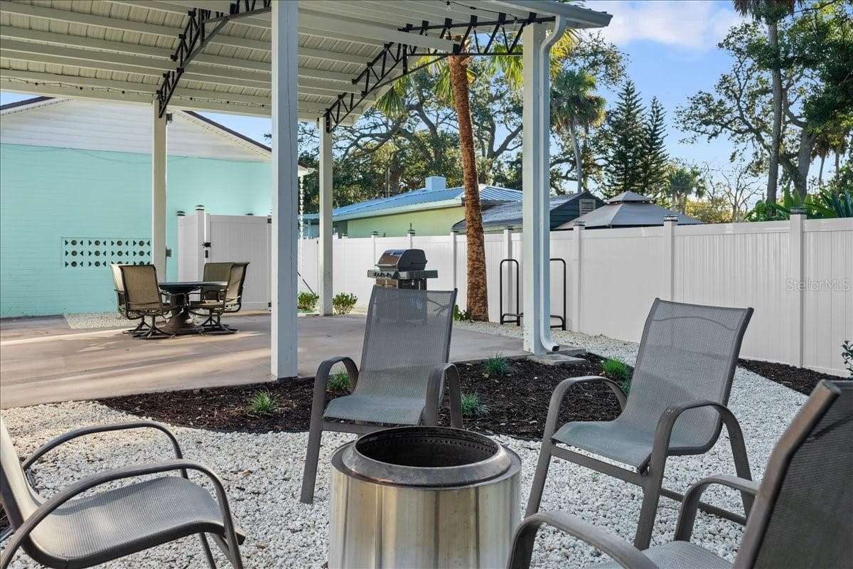 Single Family Residence at 1146 RIVERSIDE DR, DAYTONA BEACH, photo 21 of 65