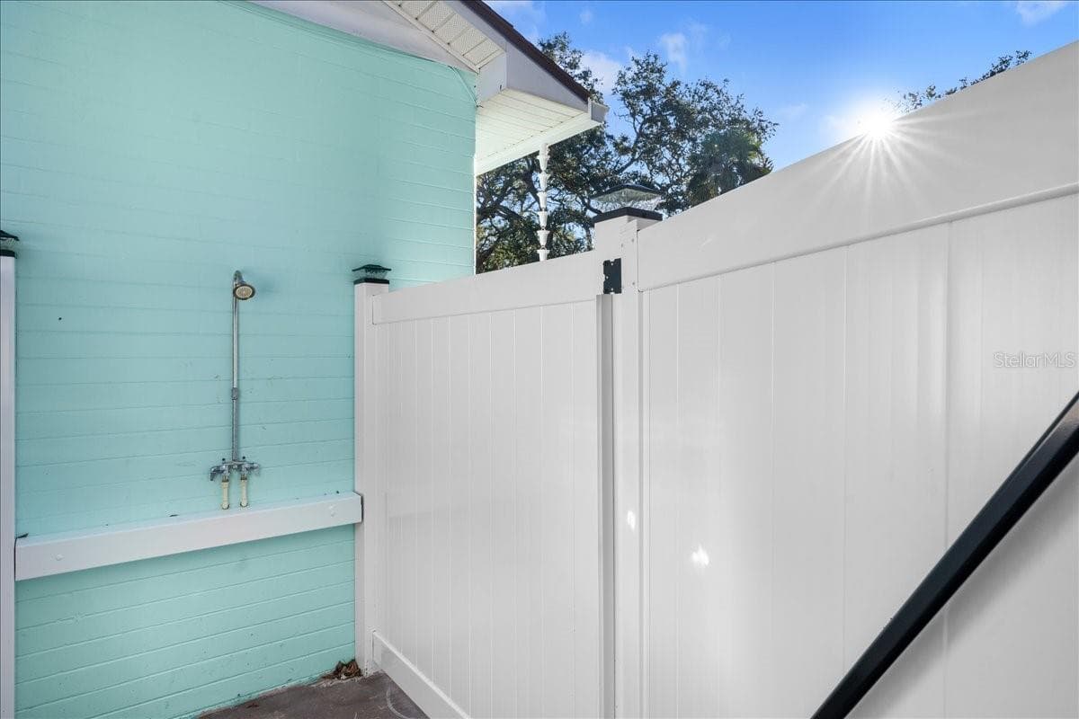 Single Family Residence at 1146 RIVERSIDE DR, DAYTONA BEACH, photo 24 of 65