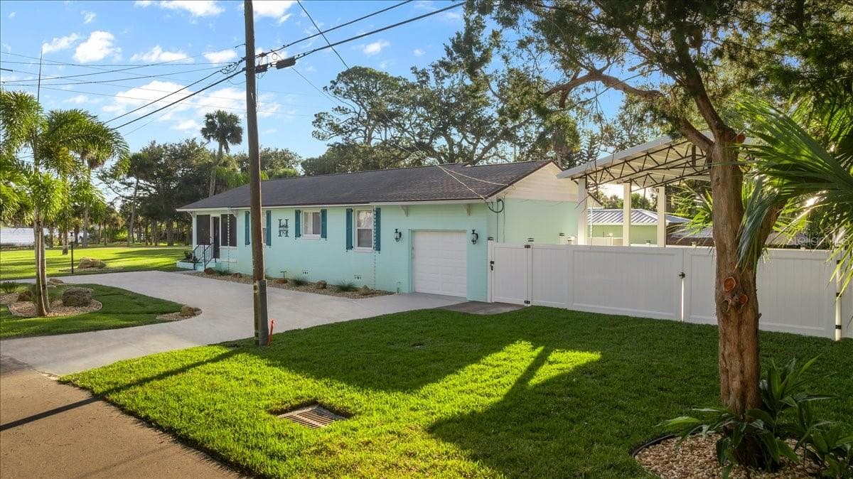 Single Family Residence at 1146 RIVERSIDE DR, DAYTONA BEACH, photo 28 of 65