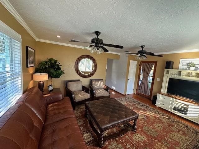 Single Family Residence at 1146 RIVERSIDE DR, DAYTONA BEACH, photo 33 of 65