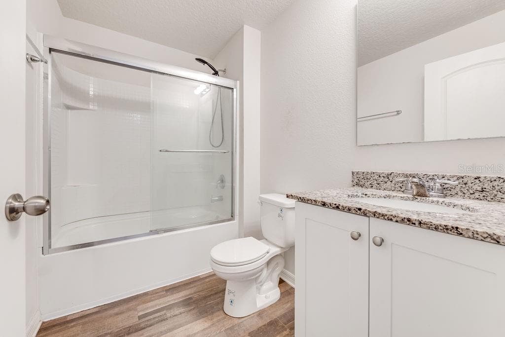 Single Family Residence at 8 PLUMTREE PL, PALM COAST, photo 7 of 37