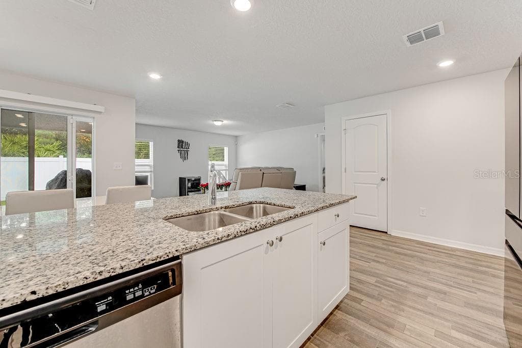 Single Family Residence at 8 PLUMTREE PL, PALM COAST, photo 12 of 37