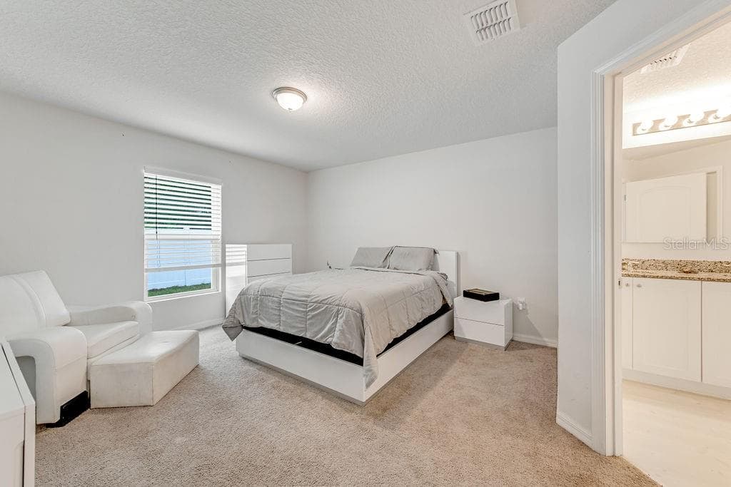 Single Family Residence at 8 PLUMTREE PL, PALM COAST, photo 17 of 37