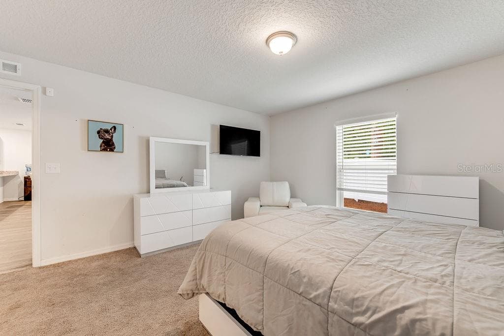 Single Family Residence at 8 PLUMTREE PL, PALM COAST, photo 18 of 37