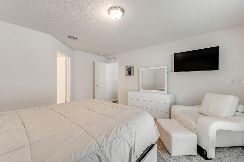 Single Family Residence at 8 PLUMTREE PL, PALM COAST, photo 19 of 37