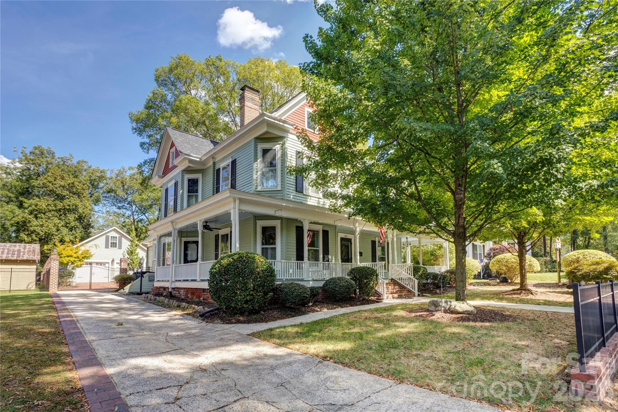 30 Georgia Street NW