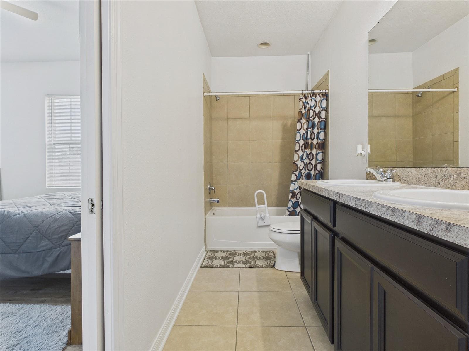 Bathroom 4 Jack and Jill to rooms 4 & 5 second floor - 3026 ZANDER DR, GRAND ISLAND