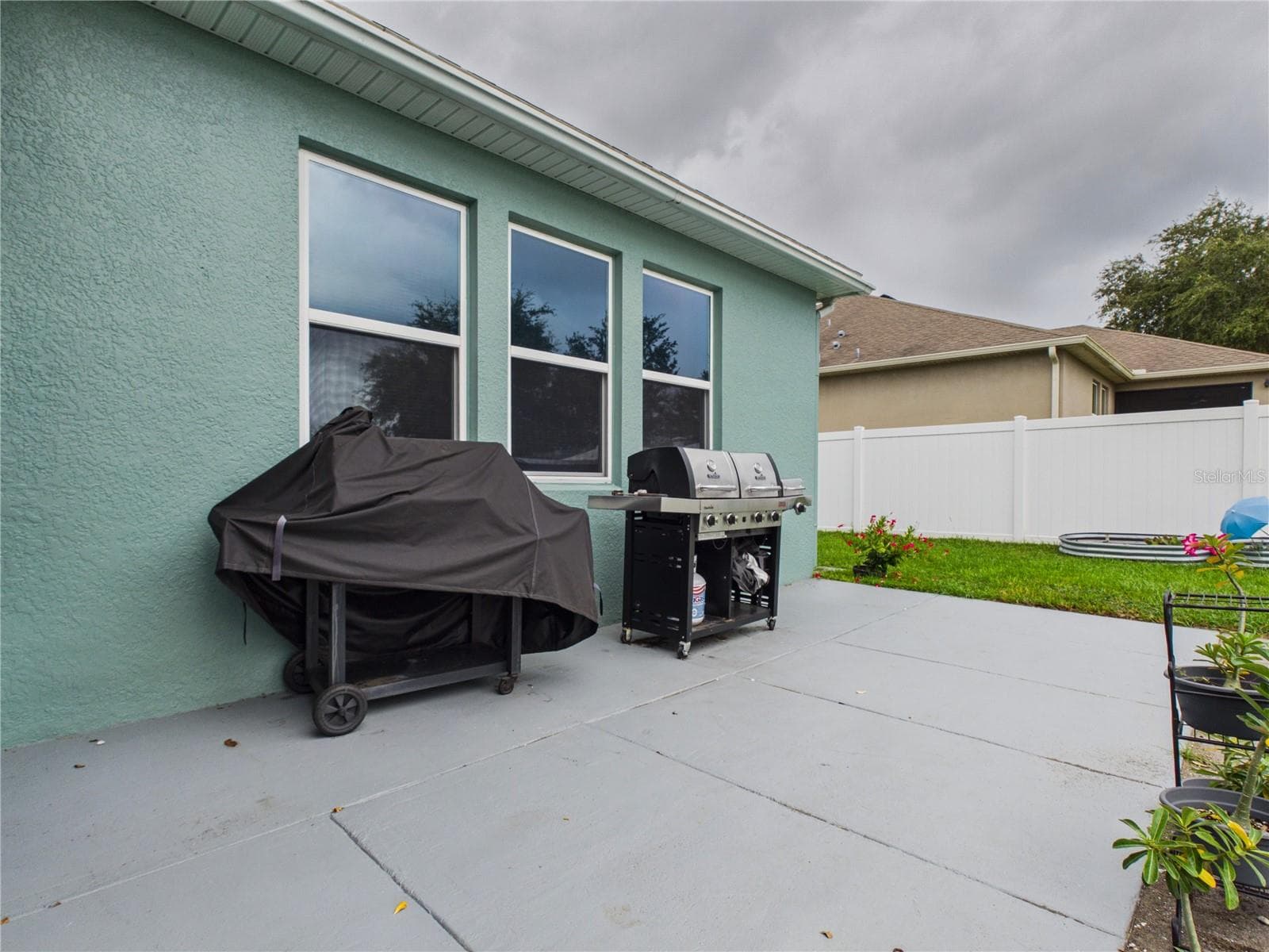Extended patio - 3026 ZANDER DR, GRAND ISLAND