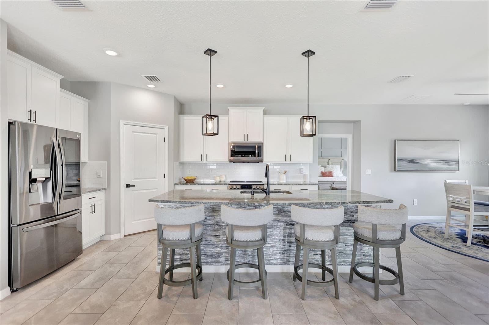 Single Family Residence at 17032 HARVEST MOON WAY, LAKEWOOD RANCH, photo 10 of 73