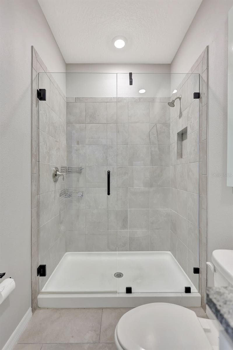 Single Family Residence at 17032 HARVEST MOON WAY, LAKEWOOD RANCH, photo 28 of 73