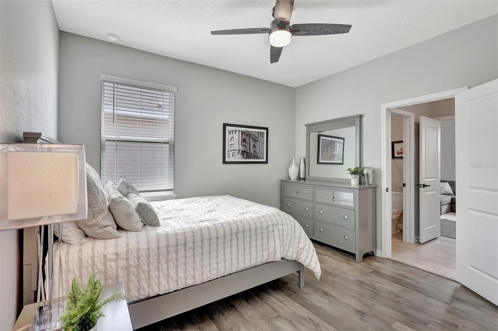 Single Family Residence at 17032 HARVEST MOON WAY, LAKEWOOD RANCH, photo 34 of 73