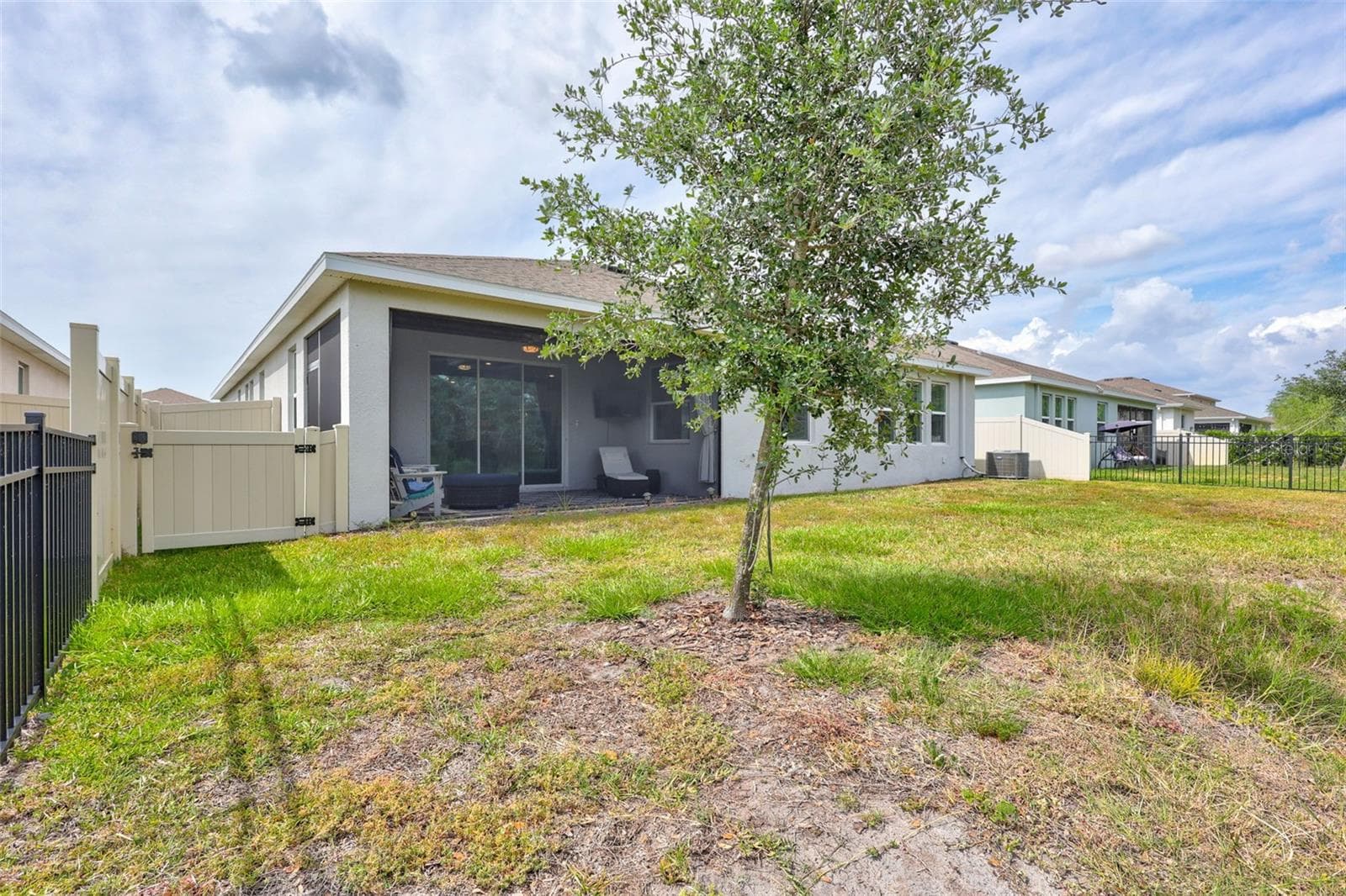 Single Family Residence at 17032 HARVEST MOON WAY, LAKEWOOD RANCH, photo 42 of 73