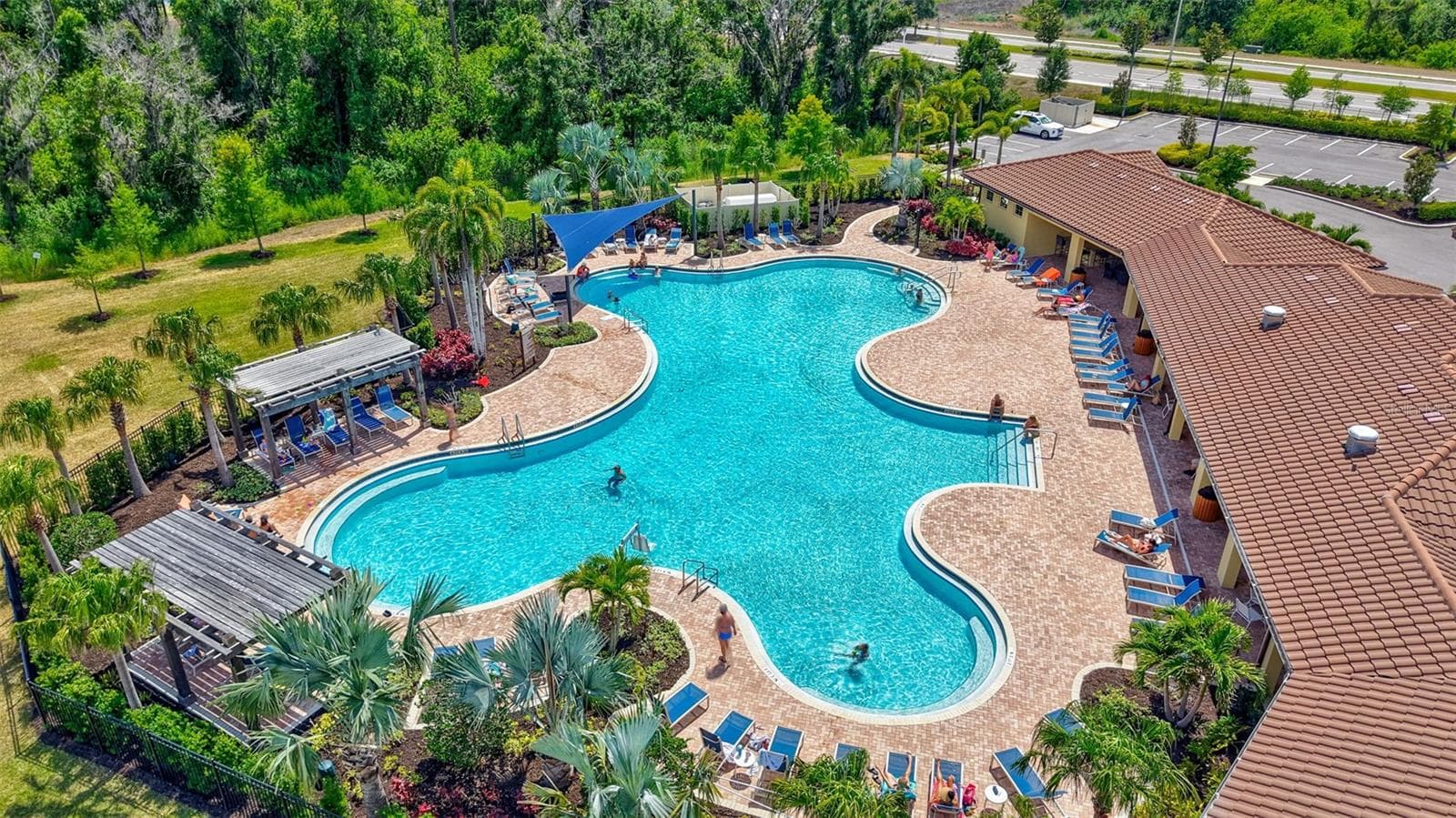 Single Family Residence at 17032 HARVEST MOON WAY, LAKEWOOD RANCH, photo 55 of 73