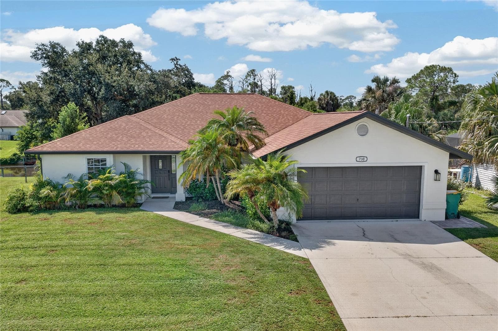 730 LOMOND DR