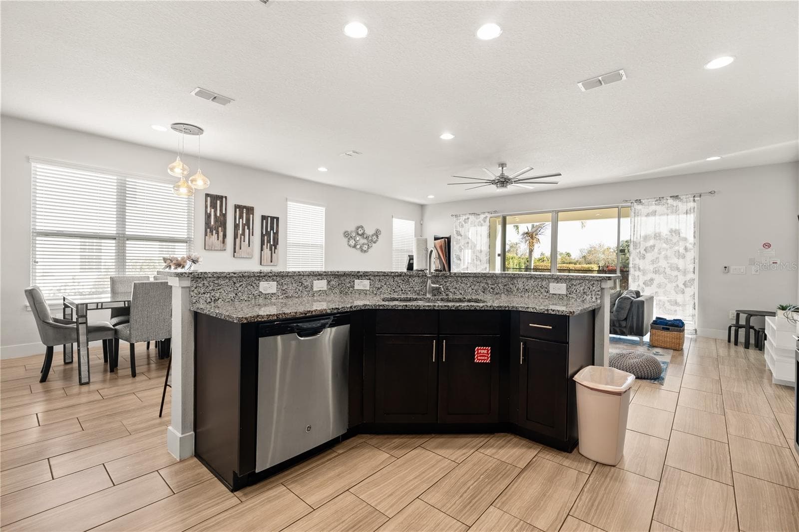 Single Family Residence at 1113 CASTLE PINES CT, REUNION, photo 5 of 65