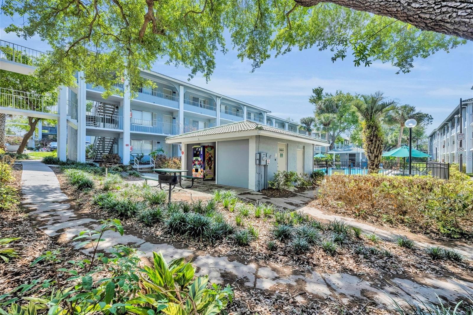 Condominium at 115 OYSTER BAY CIR #360, ALTAMONTE SPRINGS, photo 38 of 45