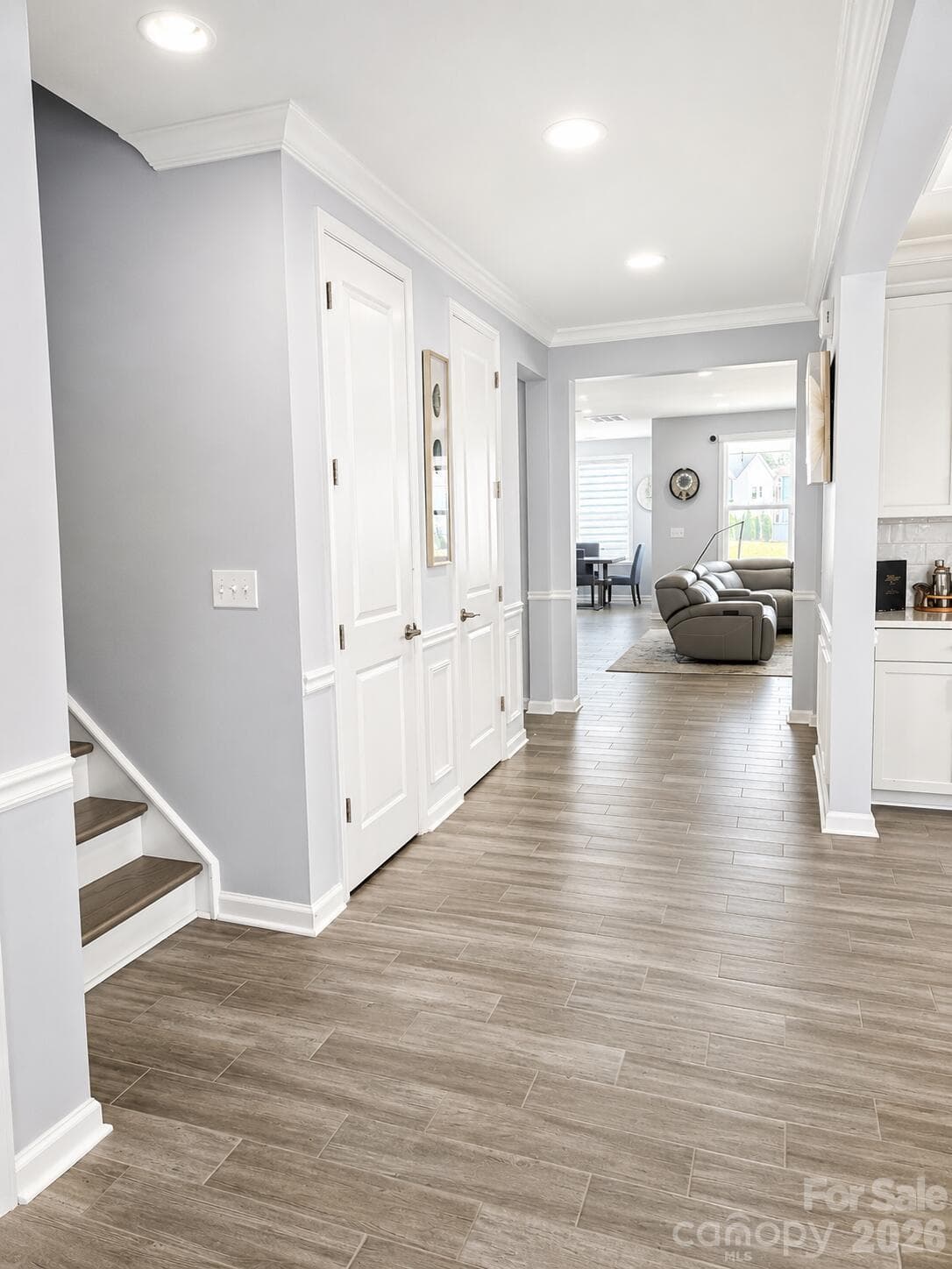 Single Family Residence at 16203 Tulloch Road, Charlotte, photo 5 of 30