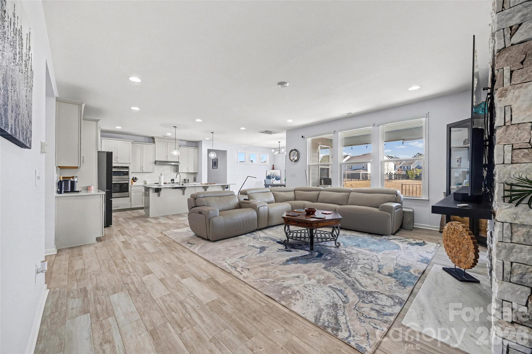 Single Family Residence at 16203 Tulloch Road, Charlotte, photo 11 of 30