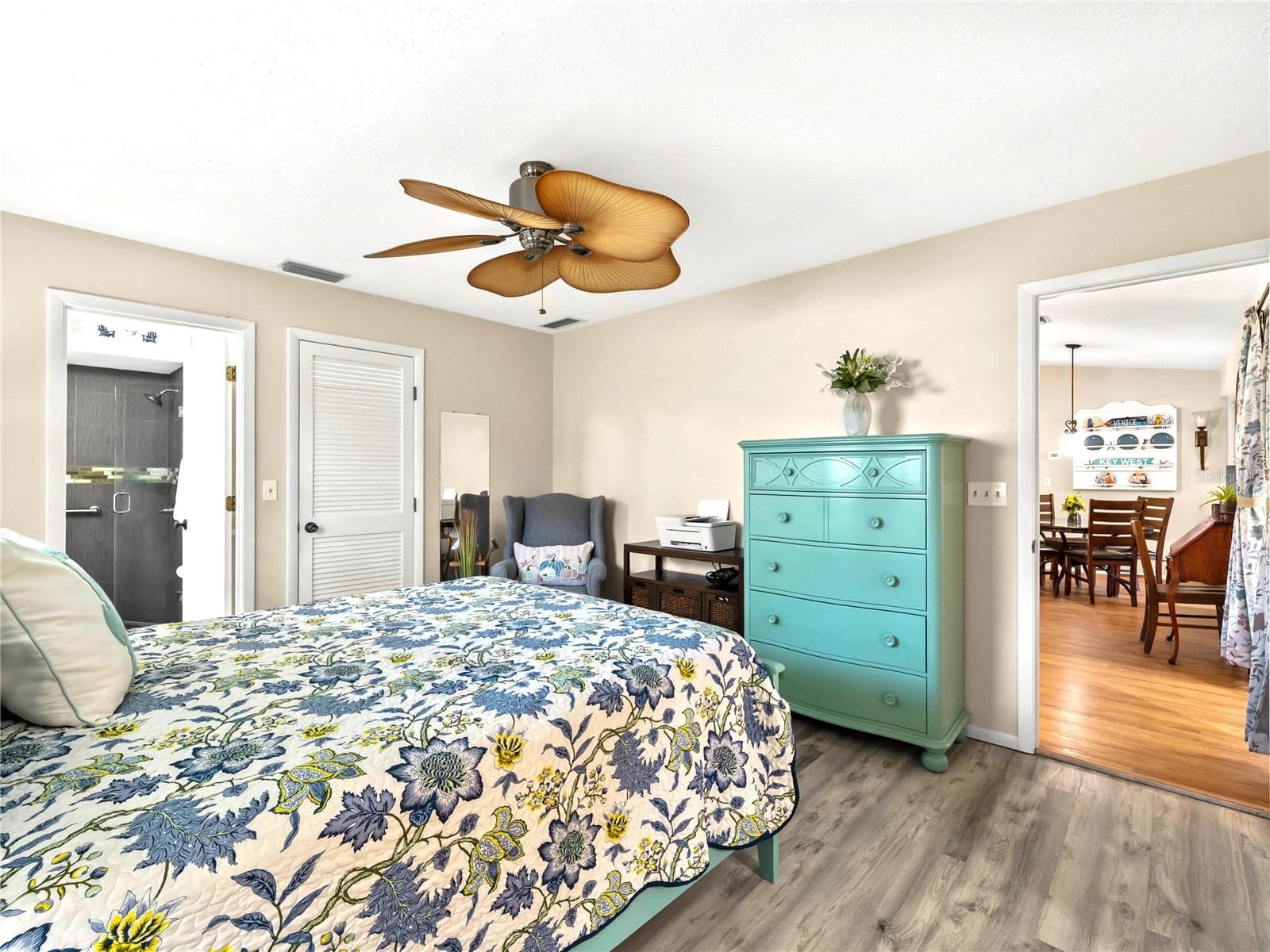Primary Bedroom with Ensuite - 1477 HUDSON RD, VENICE