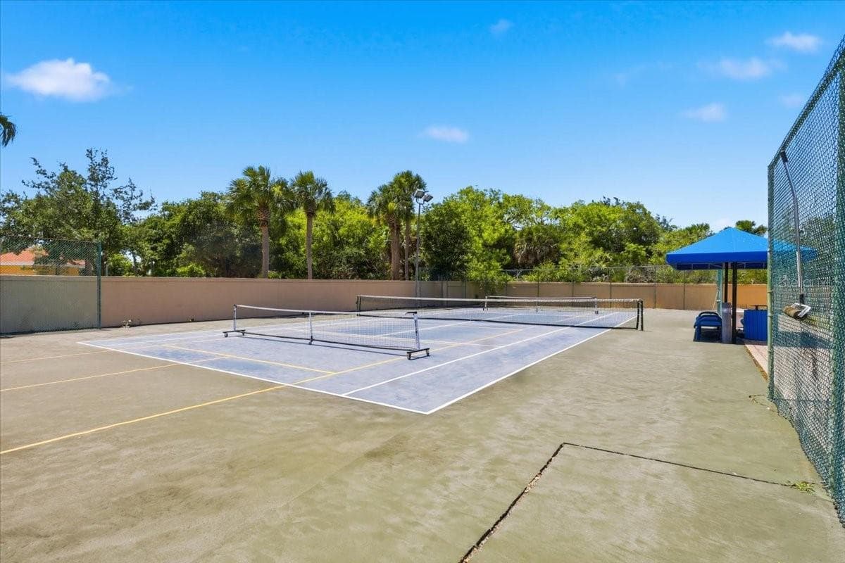Pickle/Tennis courts - 2 MARINA POINT PL, PALM COAST