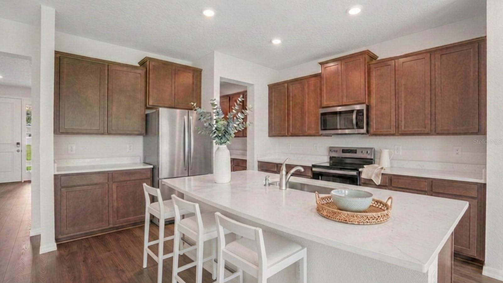 Single Family Residence at 11207 DUCKLING WAY, WEEKI WACHEE, photo 2 of 15