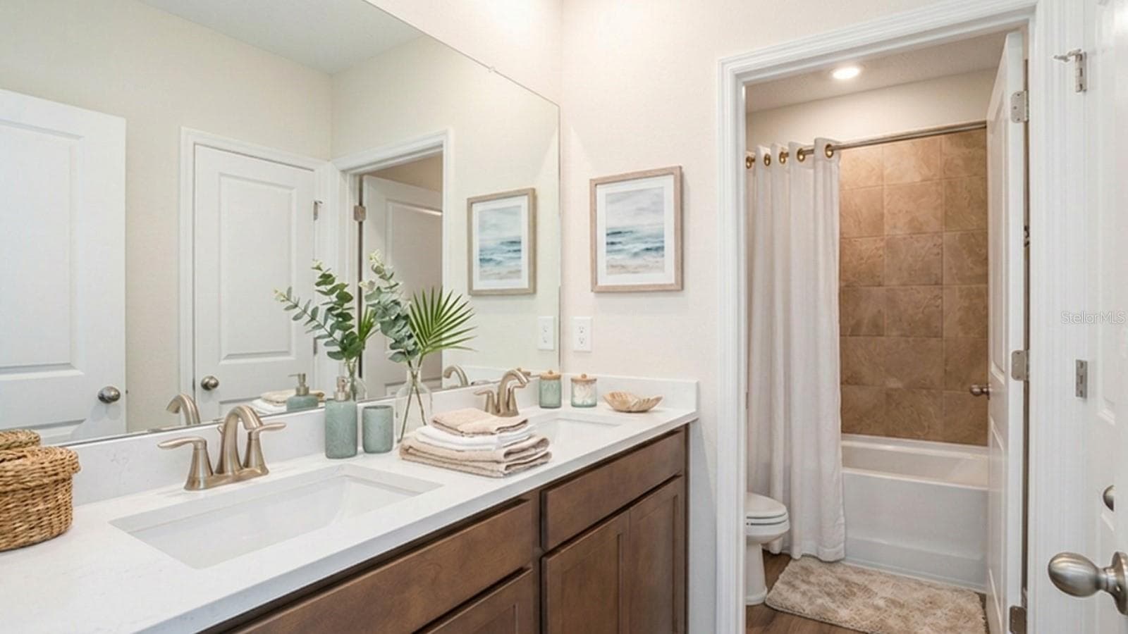 Single Family Residence at 11207 DUCKLING WAY, WEEKI WACHEE, photo 14 of 15
