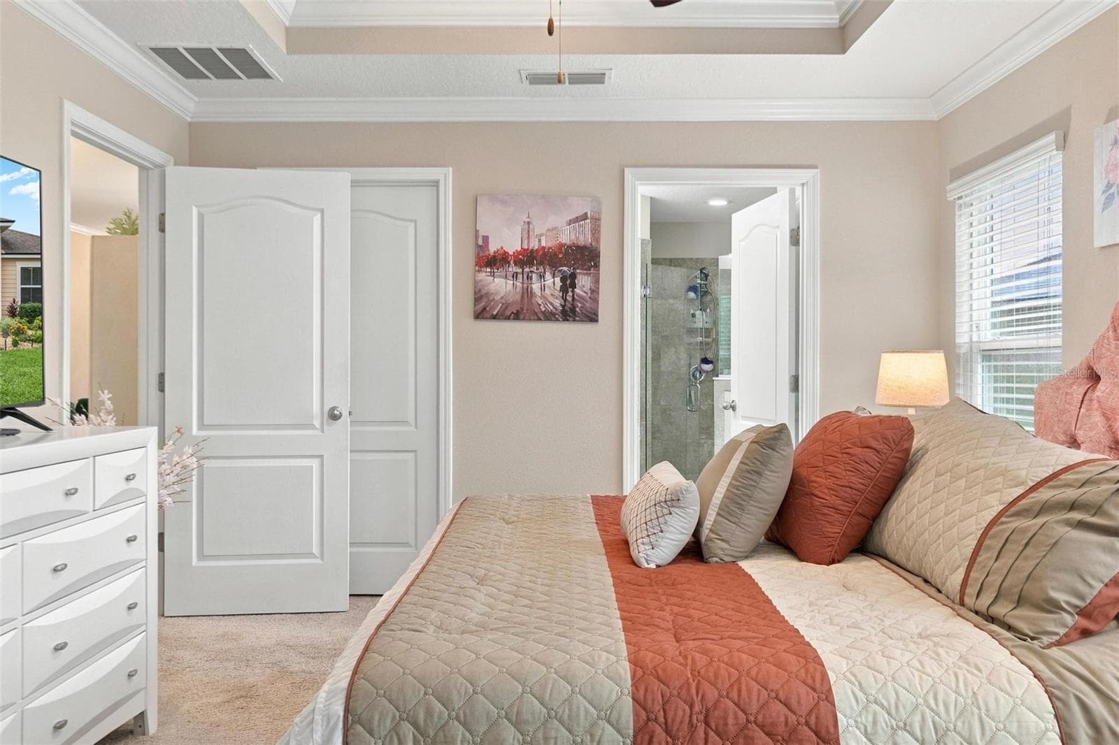 Primary bedroom 2 with walk in closet - 8 COUNTRY CLUB HARBOR CIR, PALM COAST