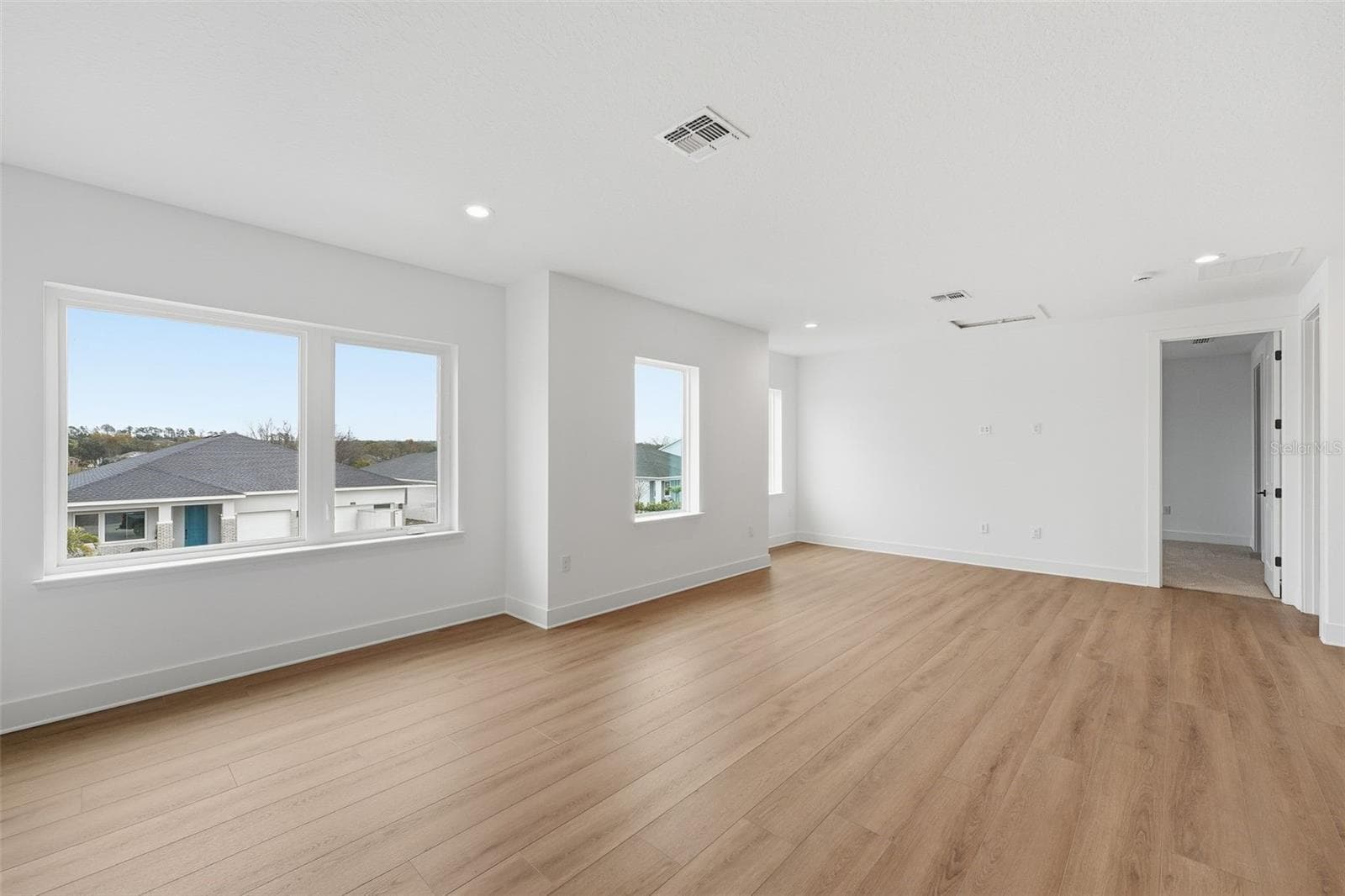 Second floor loft - 1389 PINECLIFF DR, APOPKA