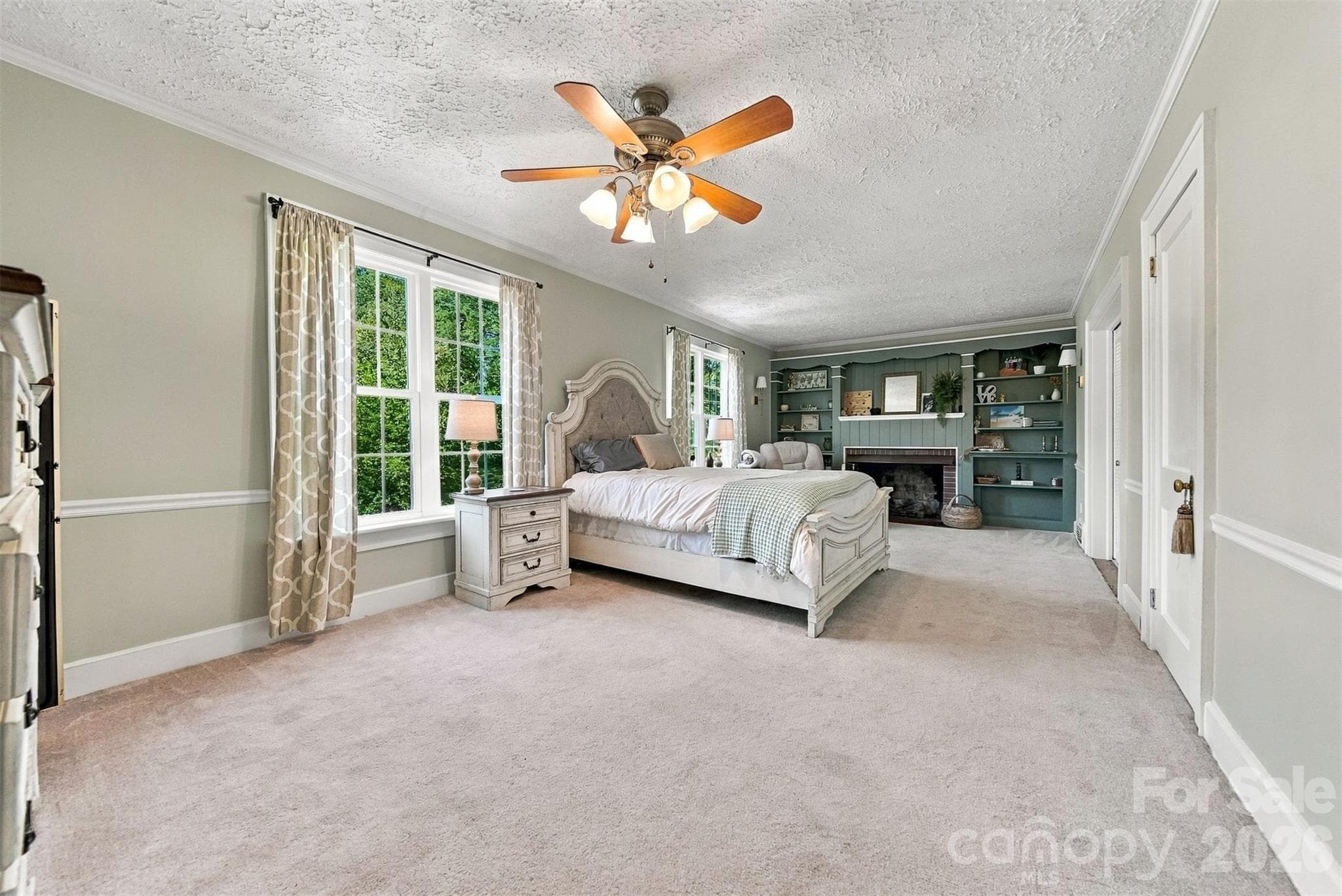 Primary bedroom on Main Level. - 625 E Park Drive, Lincolnton