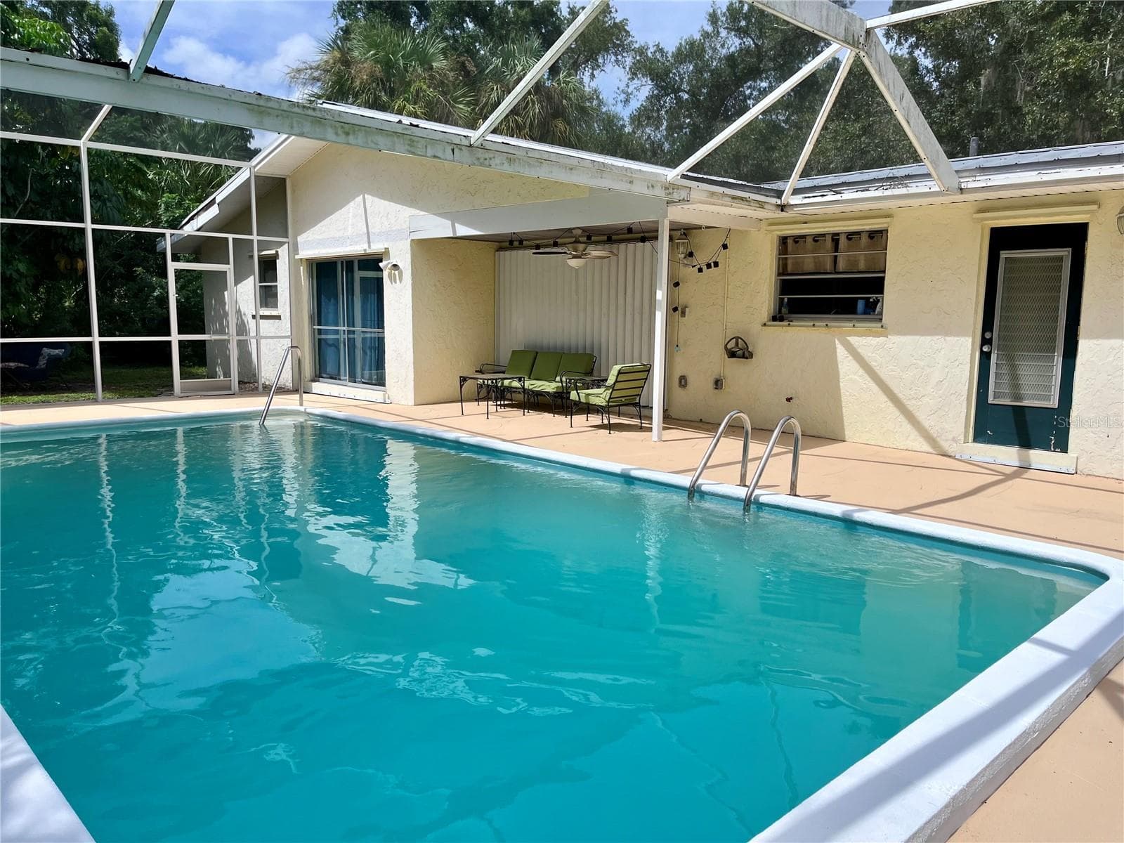 Single Family Residence at 22215 ONEIDA AVE, PORT CHARLOTTE, photo 8 of 64