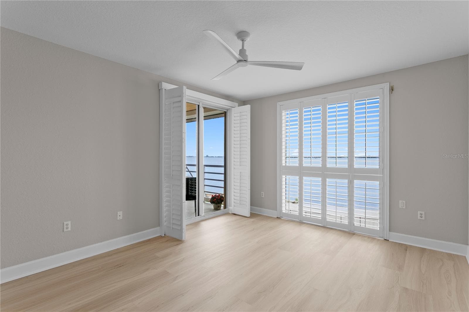 Owners Bedroom with Access to Veranda - 4961 BACOPA LN S #201, ST PETERSBURG