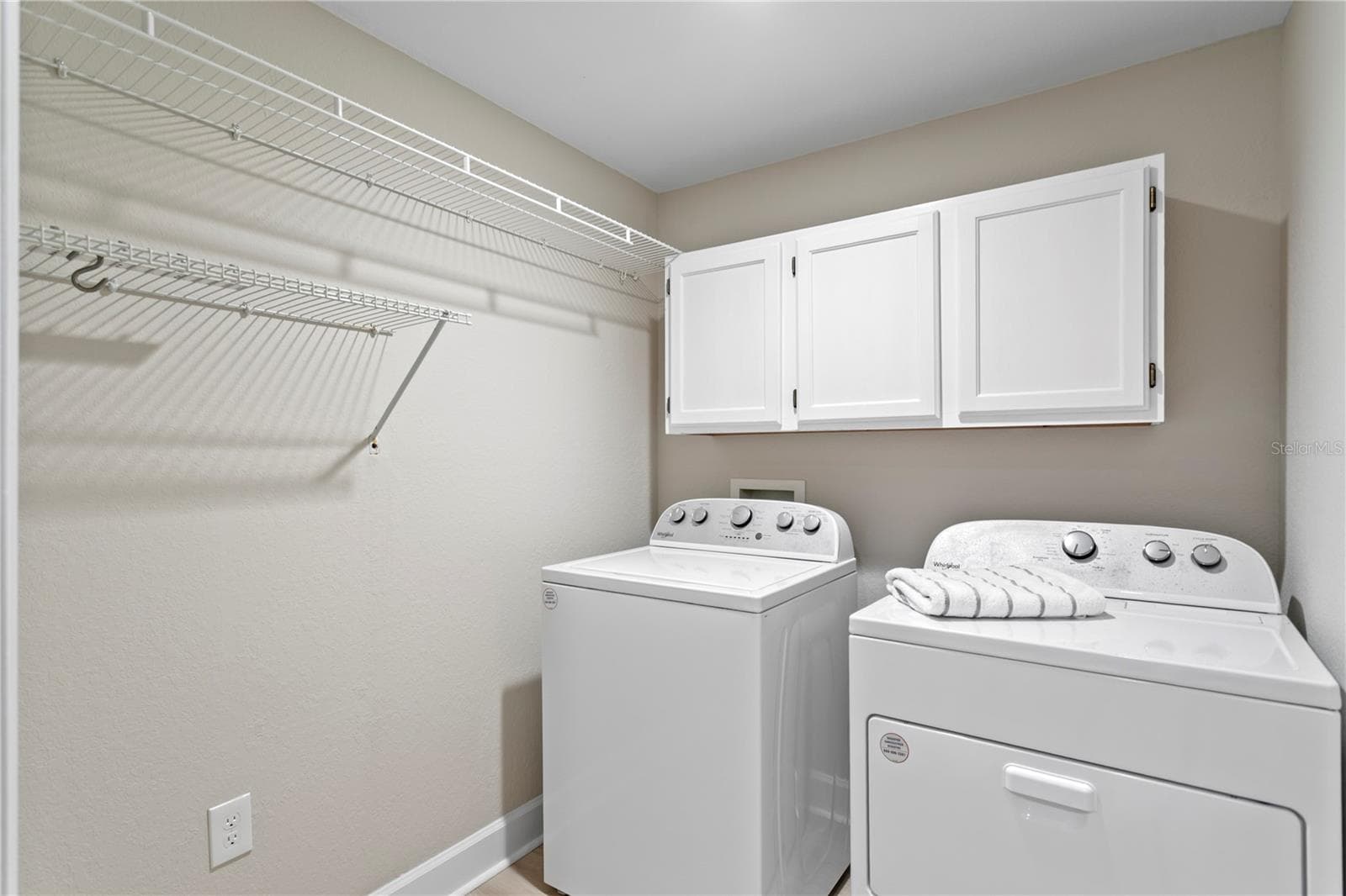 Large Walk-in Laundry with Storage - 4961 BACOPA LN S #201, ST PETERSBURG