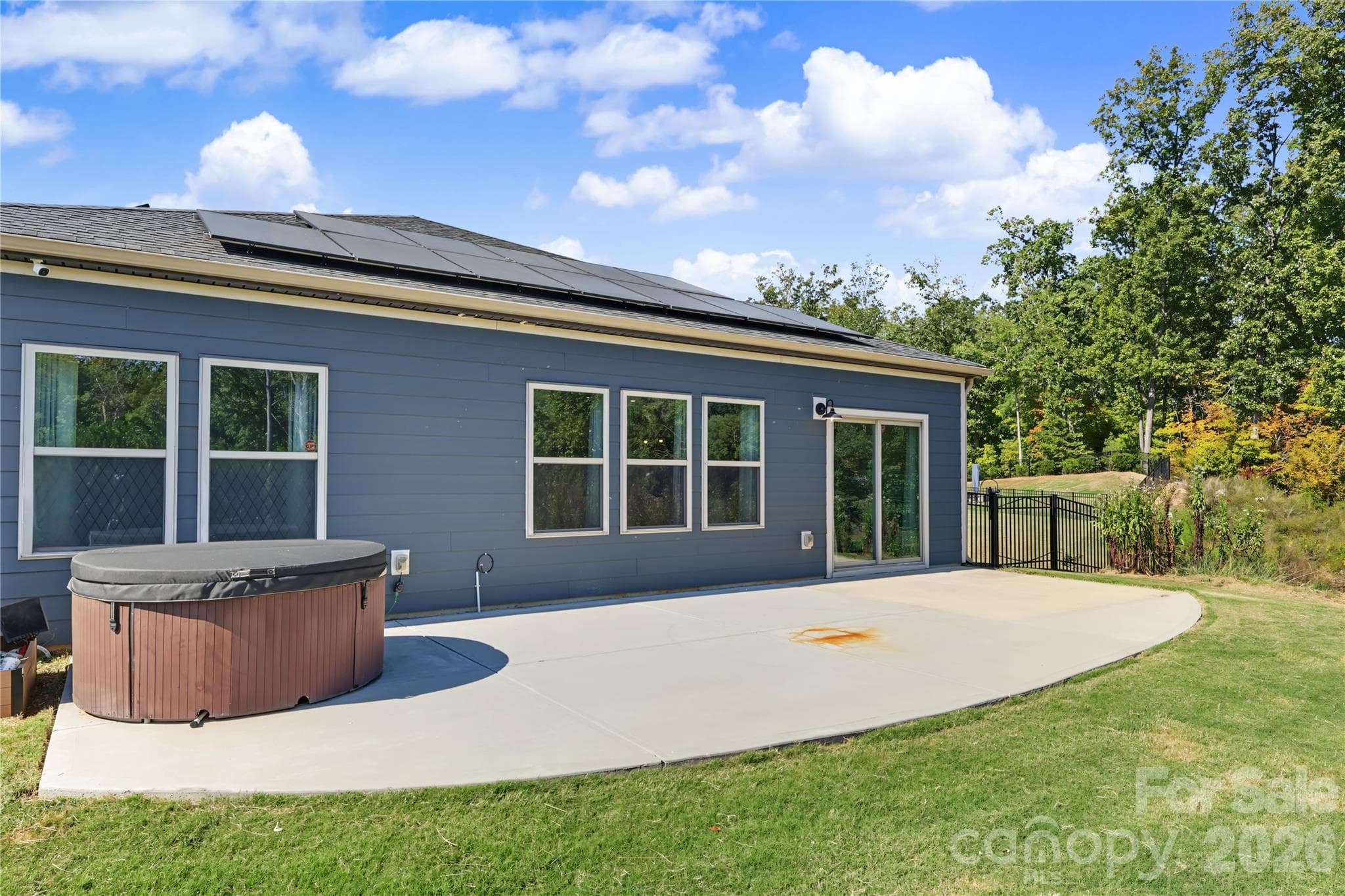 Single Family Residence at 5609 Lavaux Court, Charlotte, photo 30 of 48