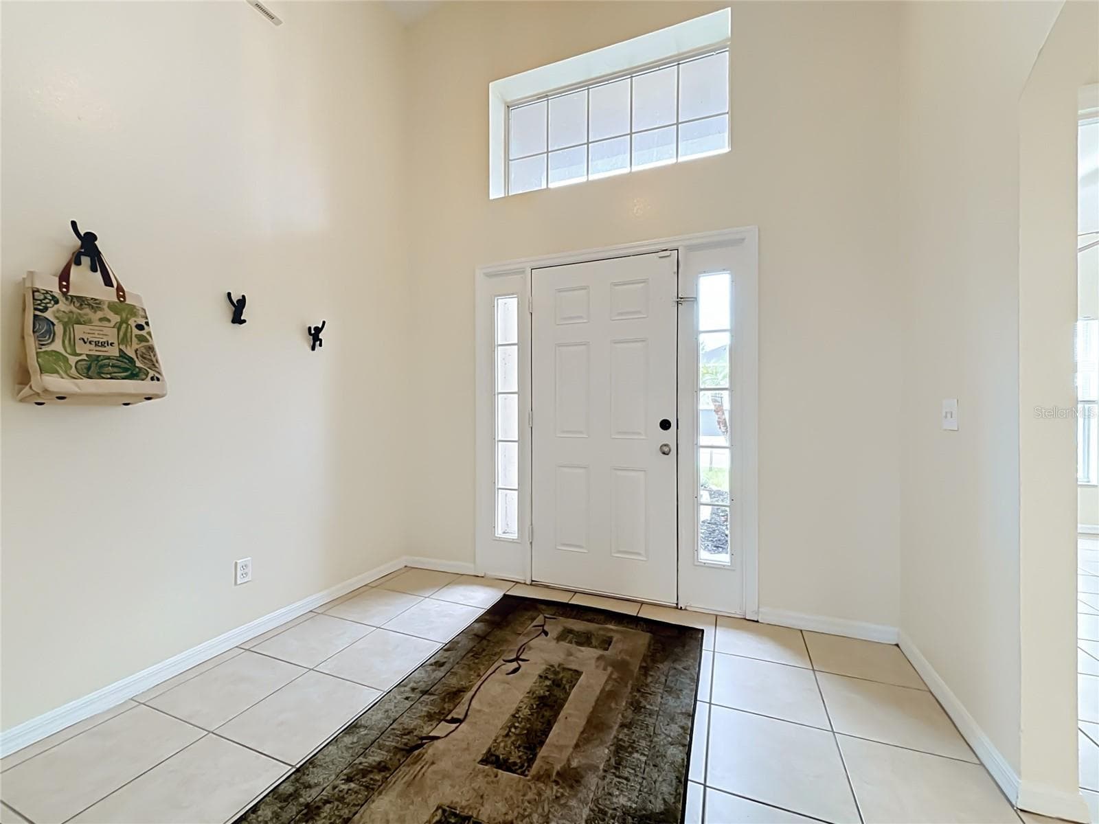 Single Family Residence at 1406 VISTA DEL LAGO BLVD, DUNDEE, photo 4 of 63