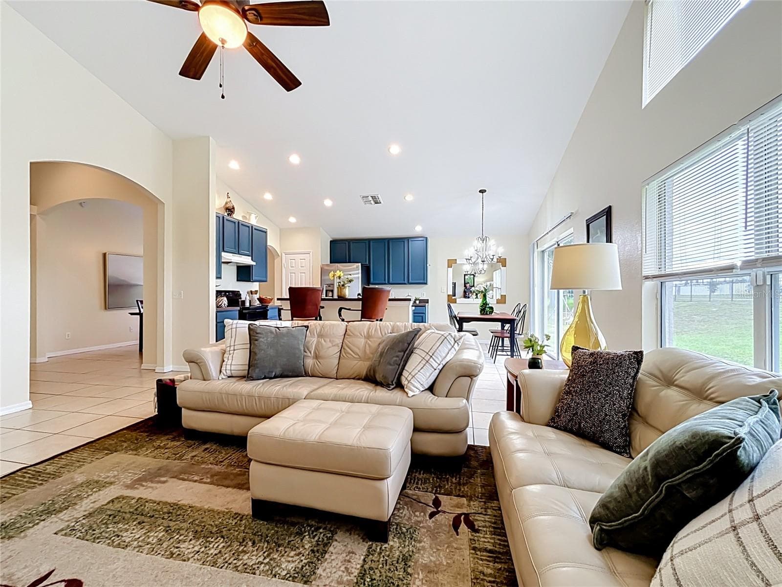 Single Family Residence at 1406 VISTA DEL LAGO BLVD, DUNDEE, photo 9 of 63