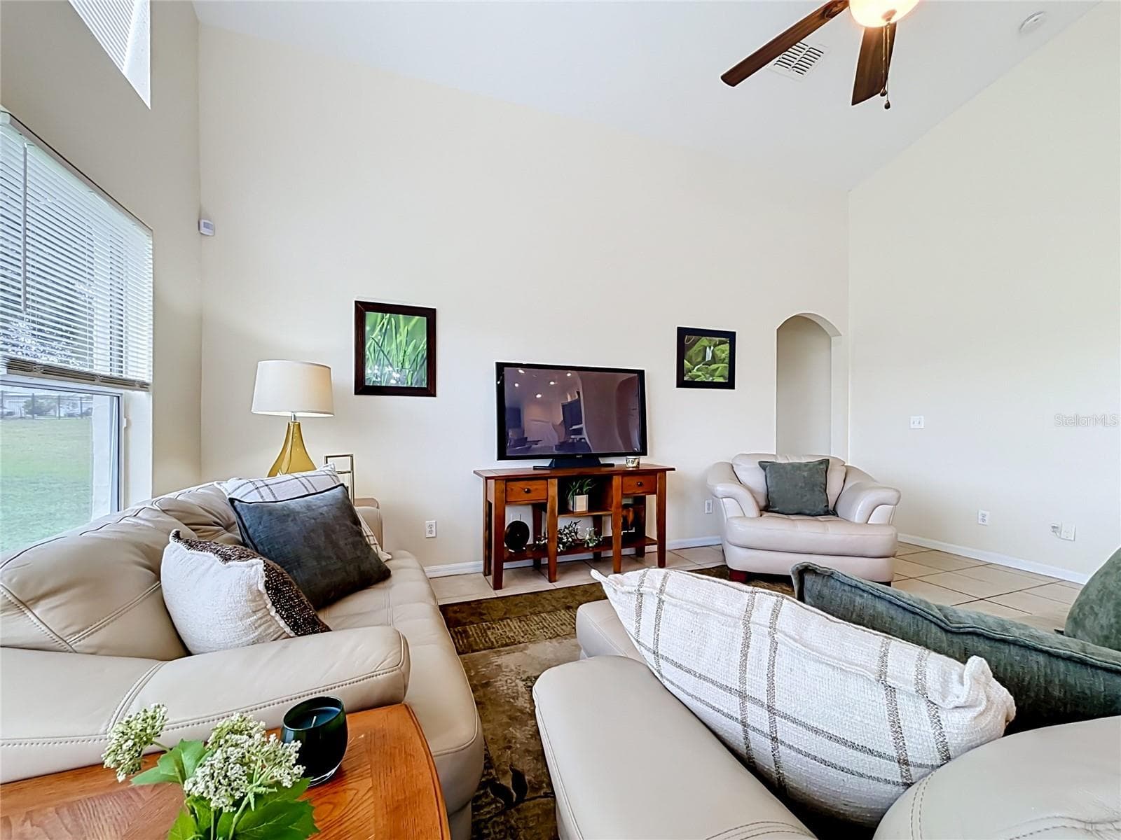 Single Family Residence at 1406 VISTA DEL LAGO BLVD, DUNDEE, photo 36 of 63