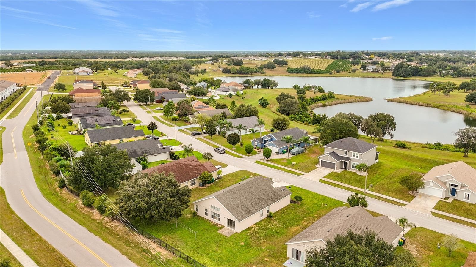 Single Family Residence at 1406 VISTA DEL LAGO BLVD, DUNDEE, photo 62 of 63