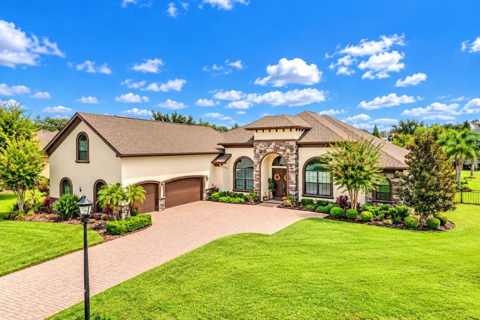 4487 COACHWOOD LN