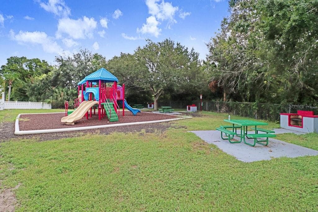Condominium at 7210 N MANHATTAN AVE #2523, TAMPA, photo 36 of 36