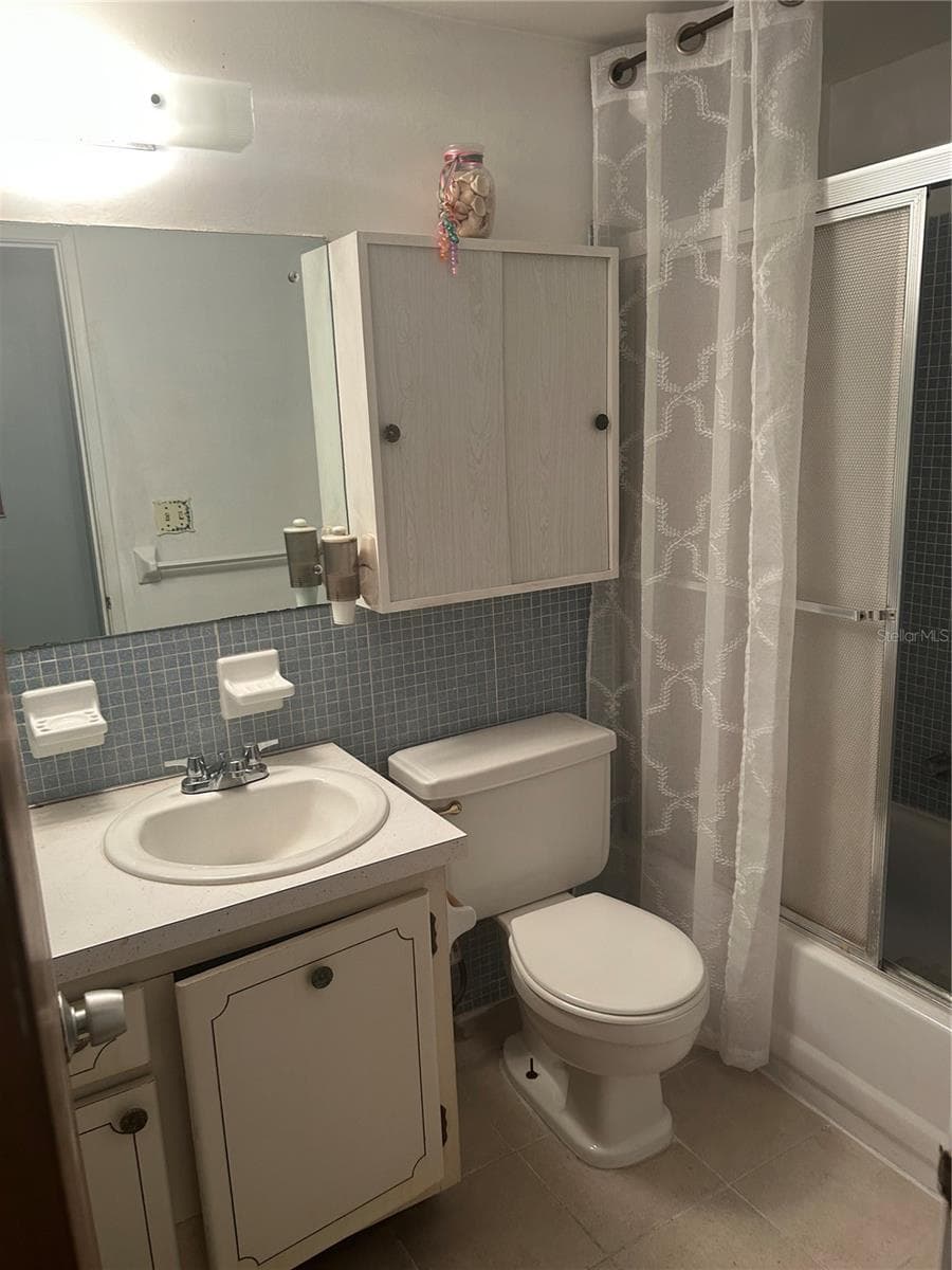 Condominium at 5940 21ST ST N #11, ST PETERSBURG, photo 25 of 30