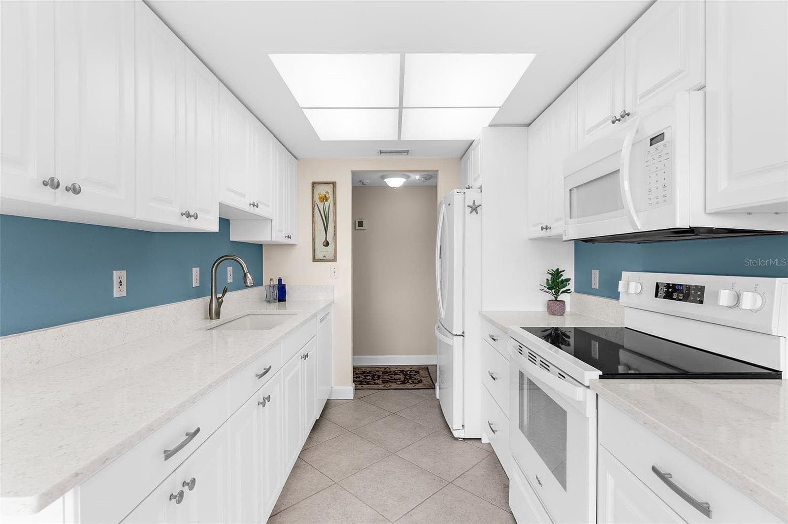 Condominium at 1100 IMPERIAL DR #603, SARASOTA, photo 11 of 42