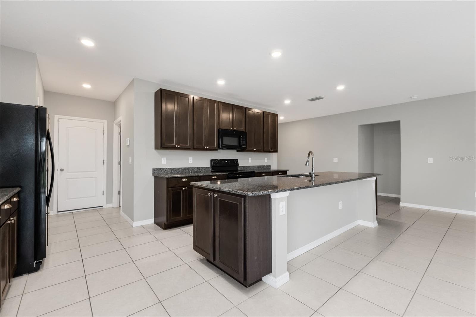 Single Family Residence at 3215 BROOKLYN AVE, PORT CHARLOTTE, photo 21 of 64