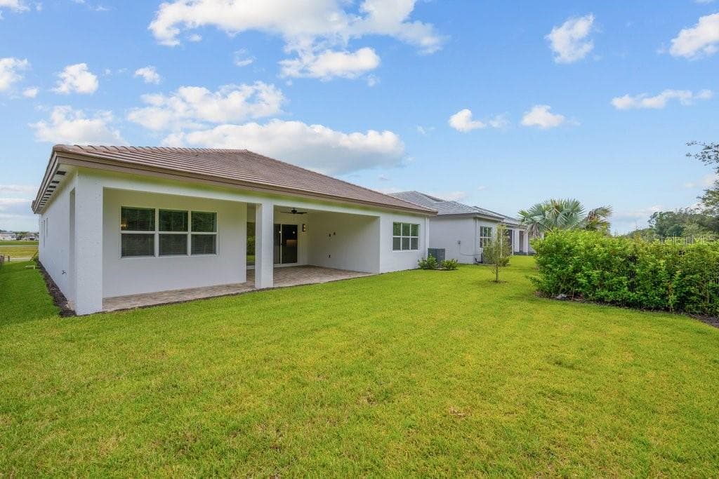 Single Family Residence at 3869 CABERNET TER, WESLEY CHAPEL, photo 25 of 34