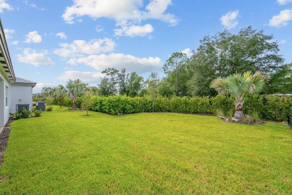Single Family Residence at 3869 CABERNET TER, WESLEY CHAPEL, photo 26 of 34