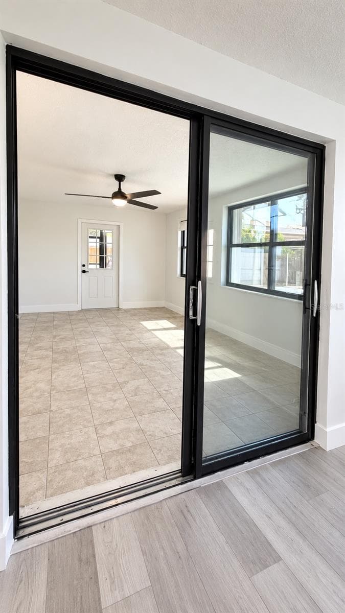 Enclosed Lanai - 3708 HOLIDAY LAKE DR, HOLIDAY