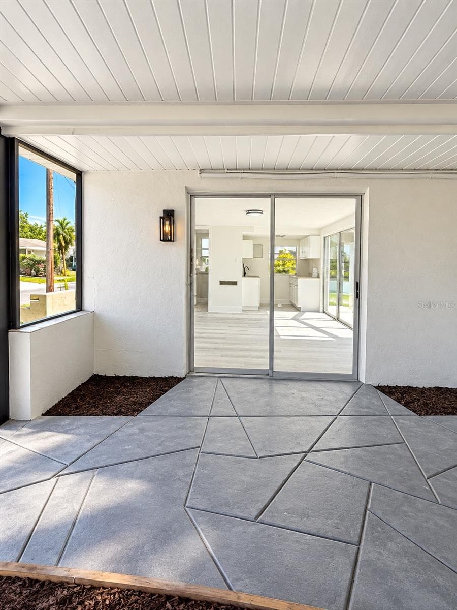 Side entrance - 3708 HOLIDAY LAKE DR, HOLIDAY