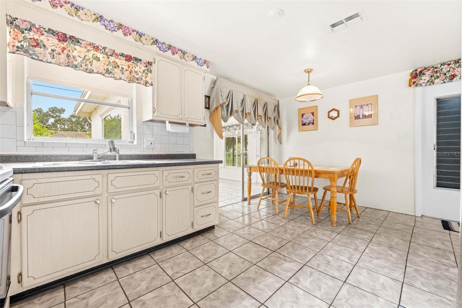 Single Family Residence at 3636 HENDRIX ST, NEW PORT RICHEY, photo 19 of 45
