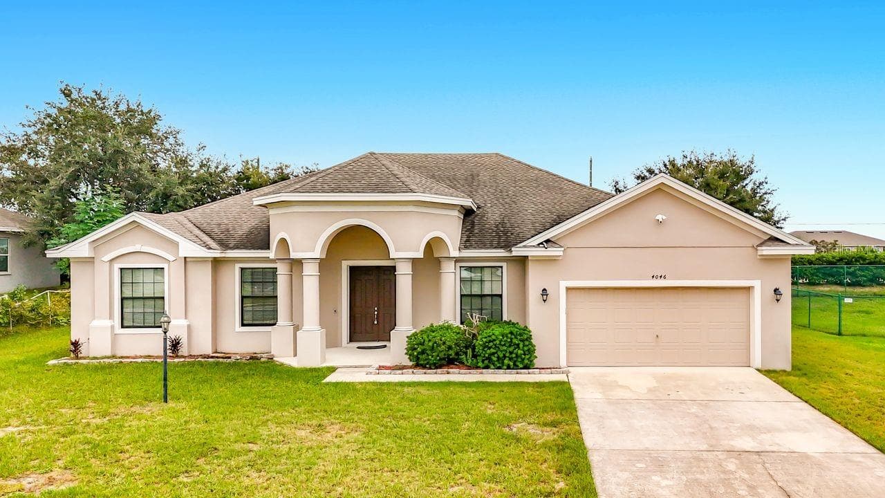 4046 DINNER LAKE WAY