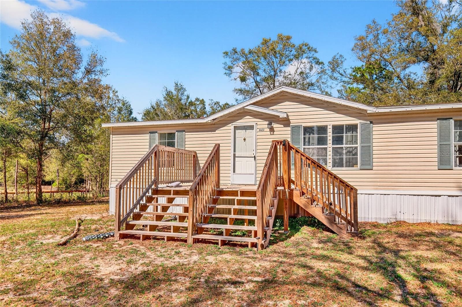 Manufactured Home at 10427 NW 8TH LN, OCALA, photo 6 of 38