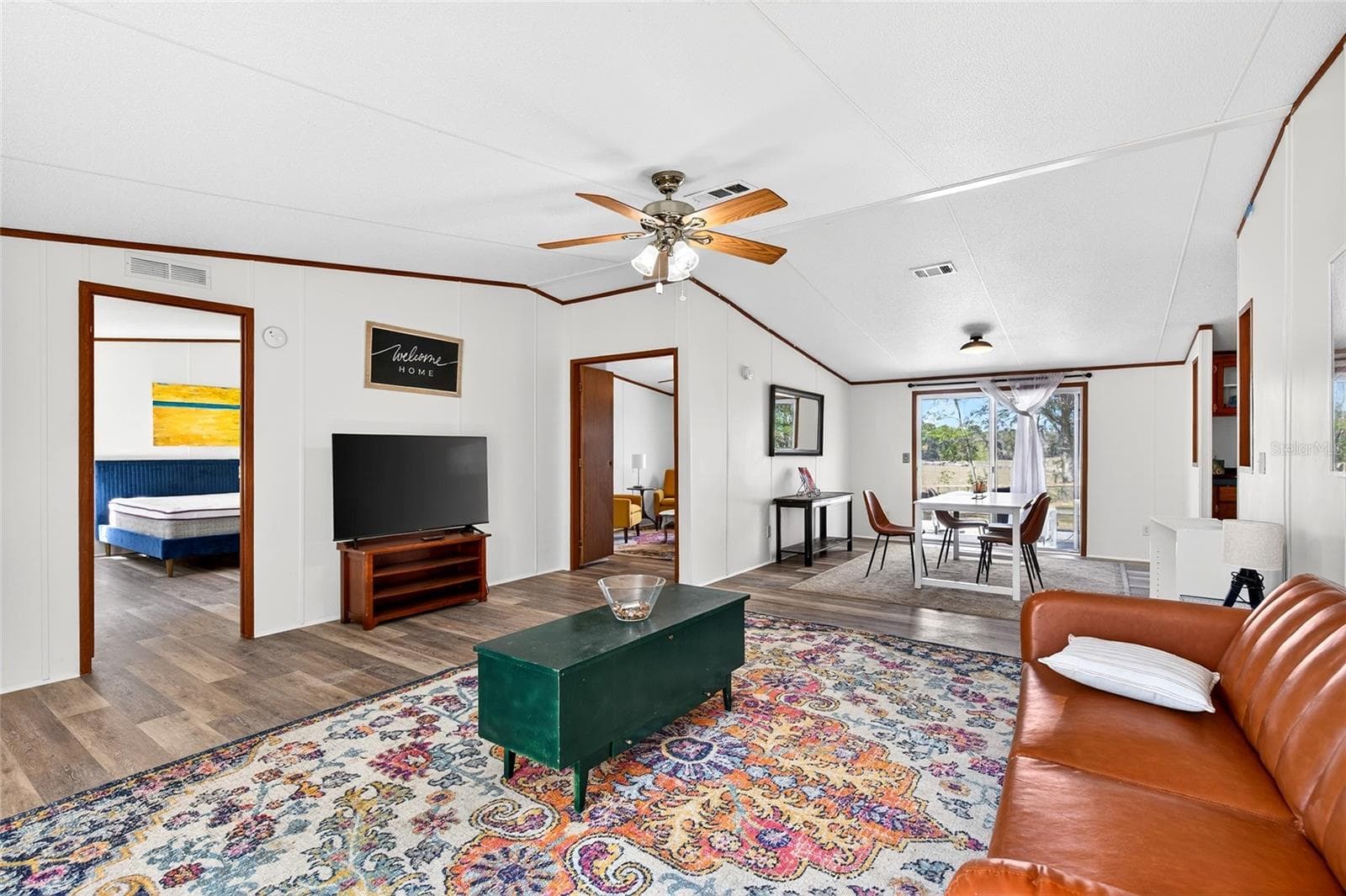 Manufactured Home at 10427 NW 8TH LN, OCALA, photo 9 of 38